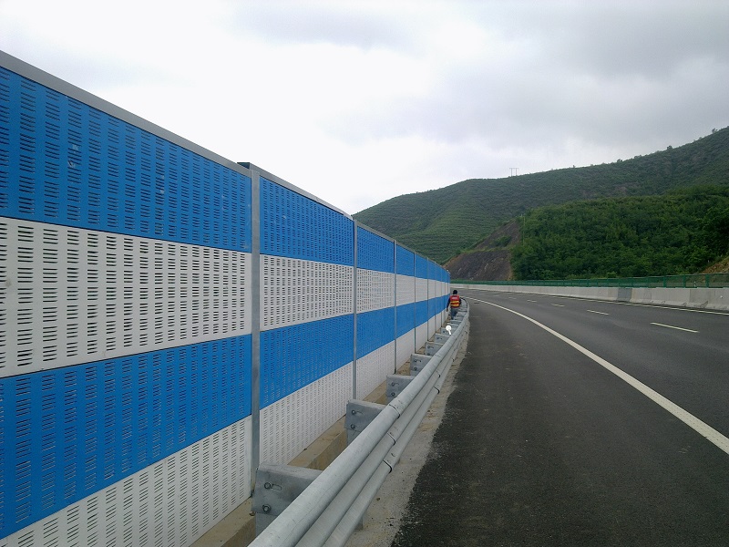 <a href=http://www.yoursuccess.com.cn/news_article?news_id=122>聲屏障</a>