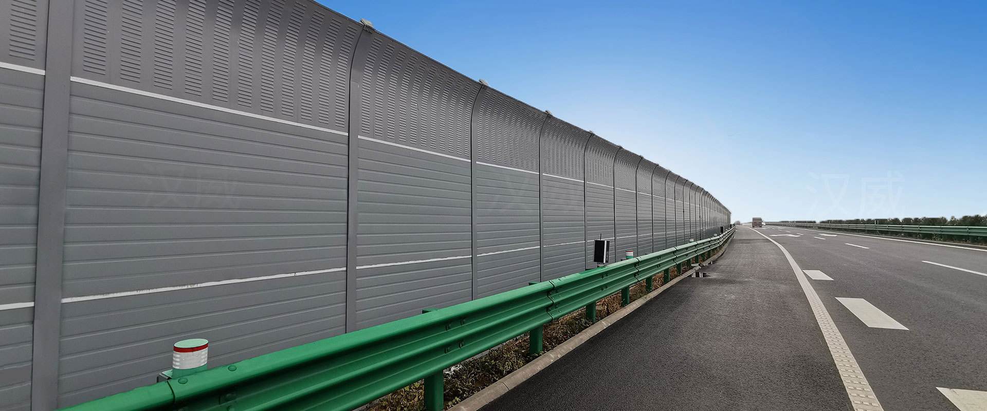 <a href=http://www.yoursuccess.com.cn/news_article?news_id=138>高速公路安裝聲屏障</a>